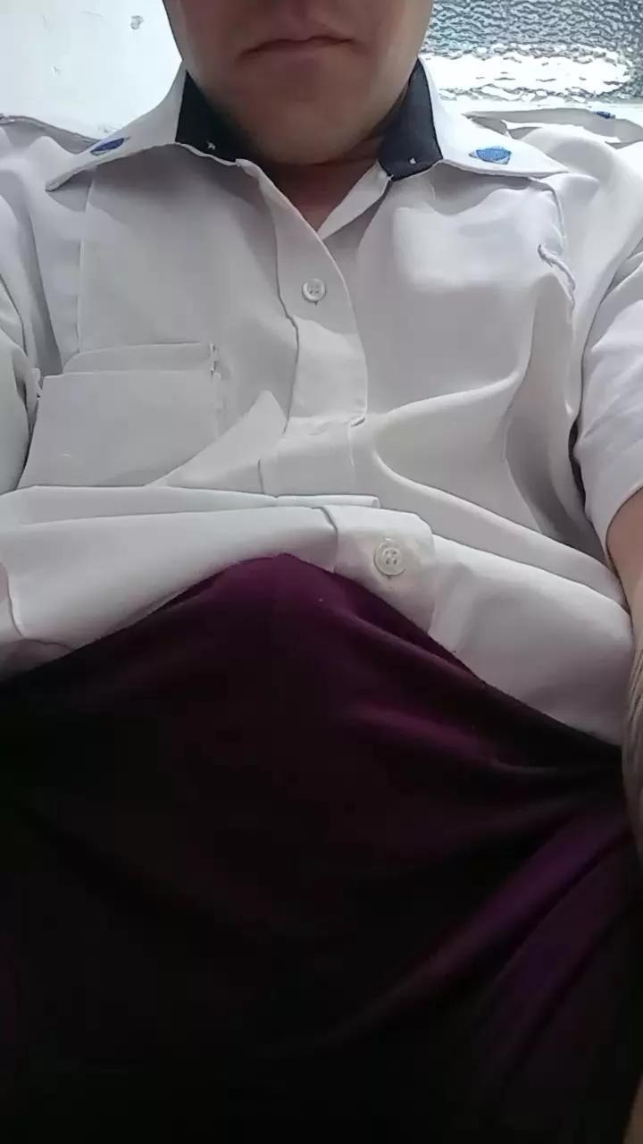 Tuloco1987 on Cam4 