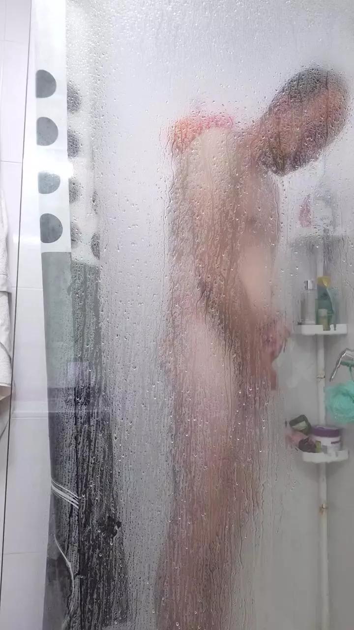 Valen_Madrid on Cam4 