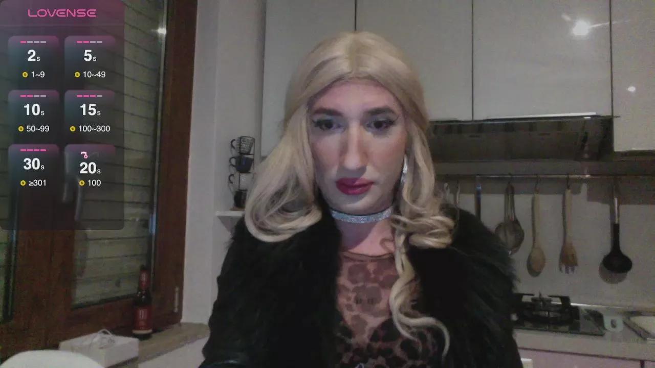 valentainy on Cam4 