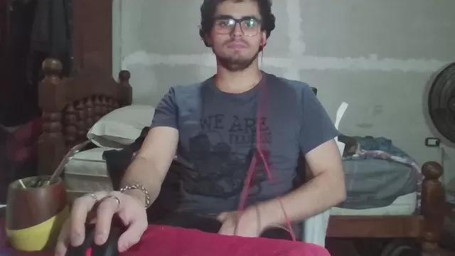 vicmagicRN on Cam4 