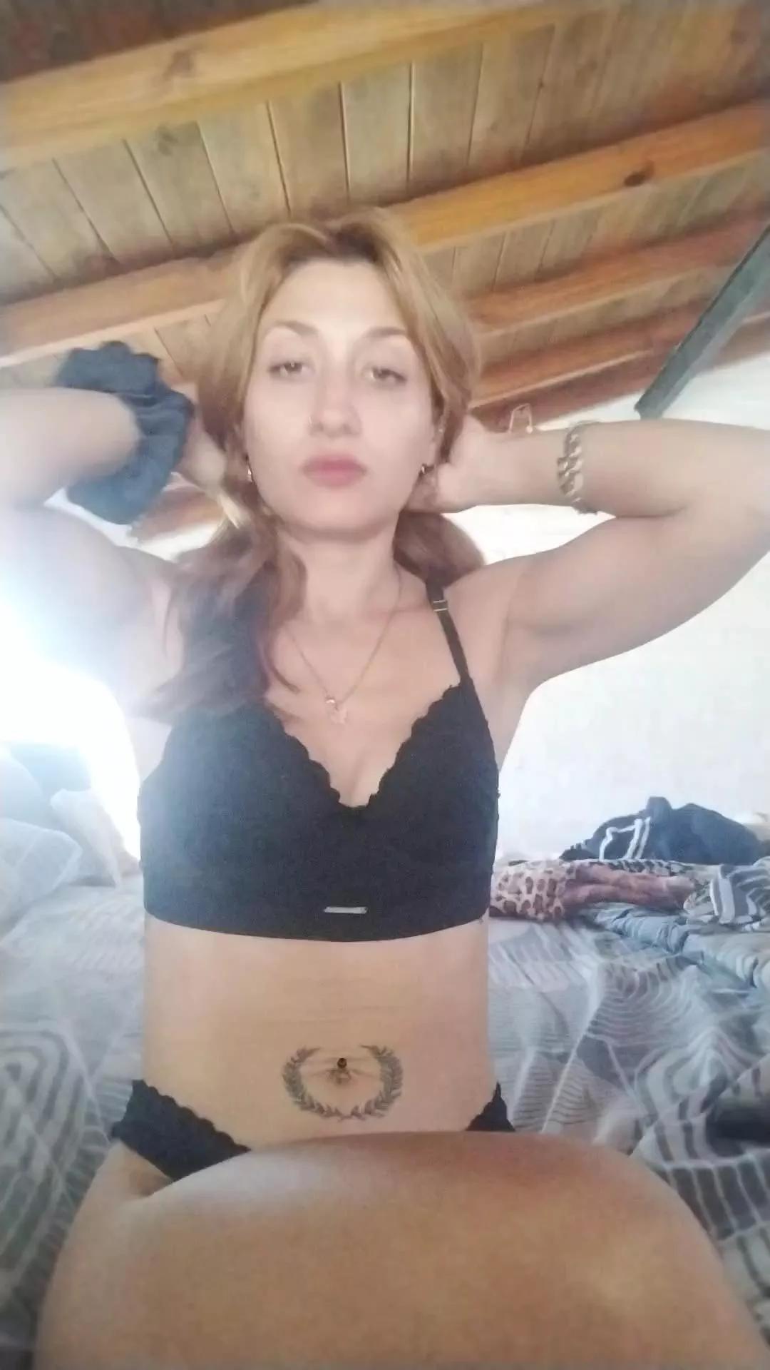 viudanegra4 on Cam4 