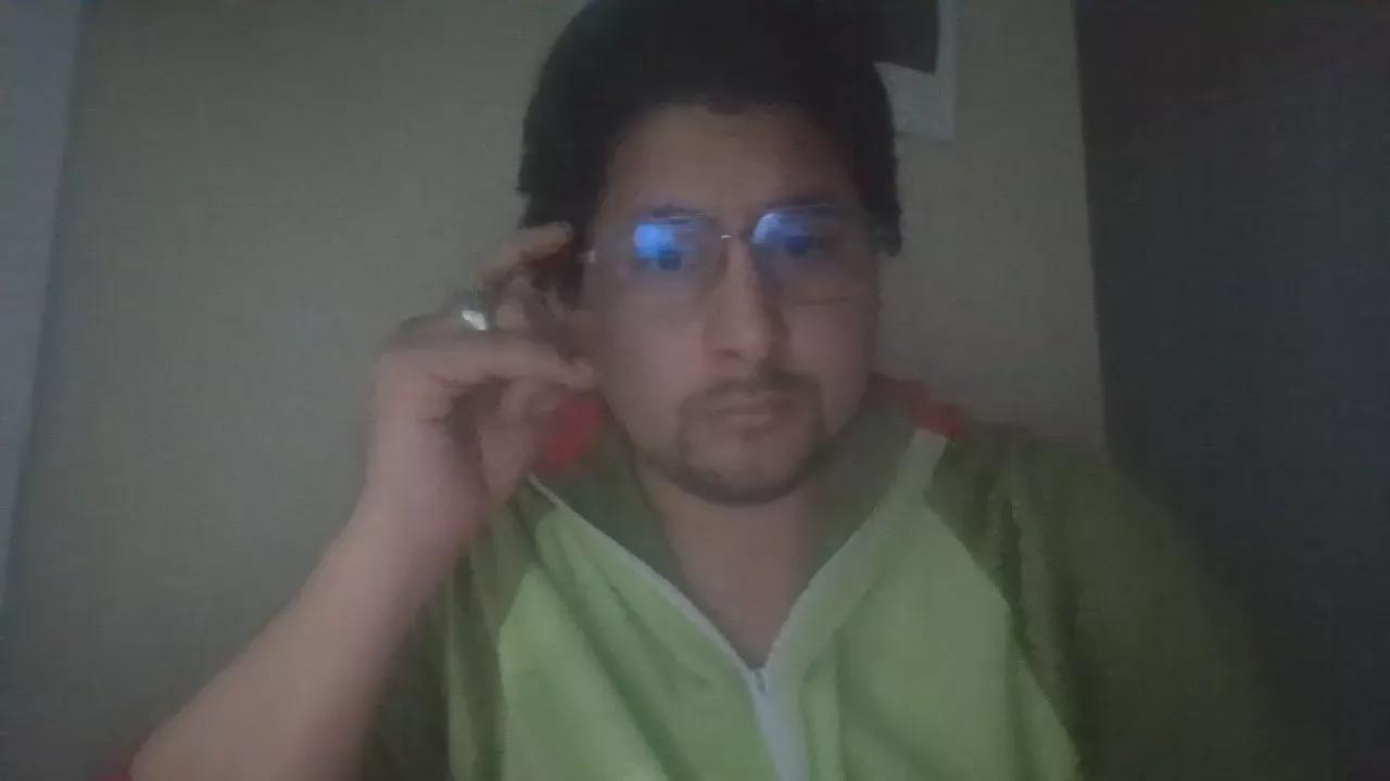 whiteshadow123 on Cam4 