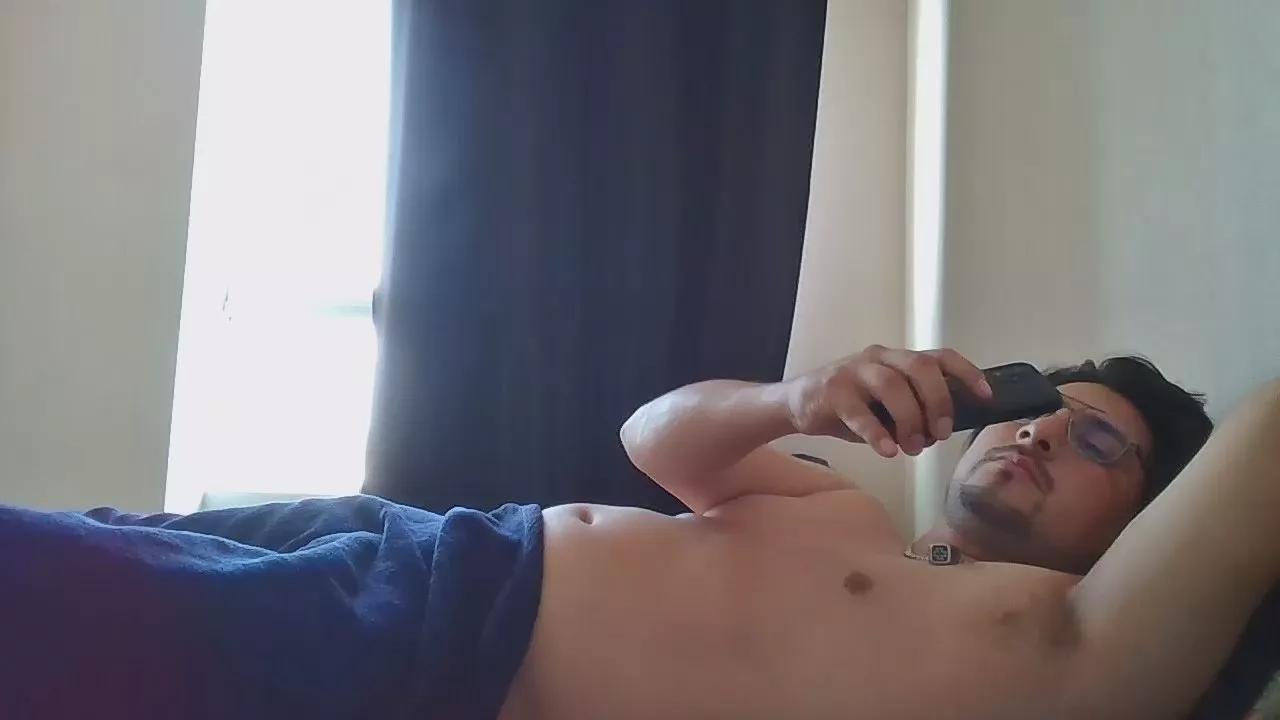 whiteshadow123 on Cam4 