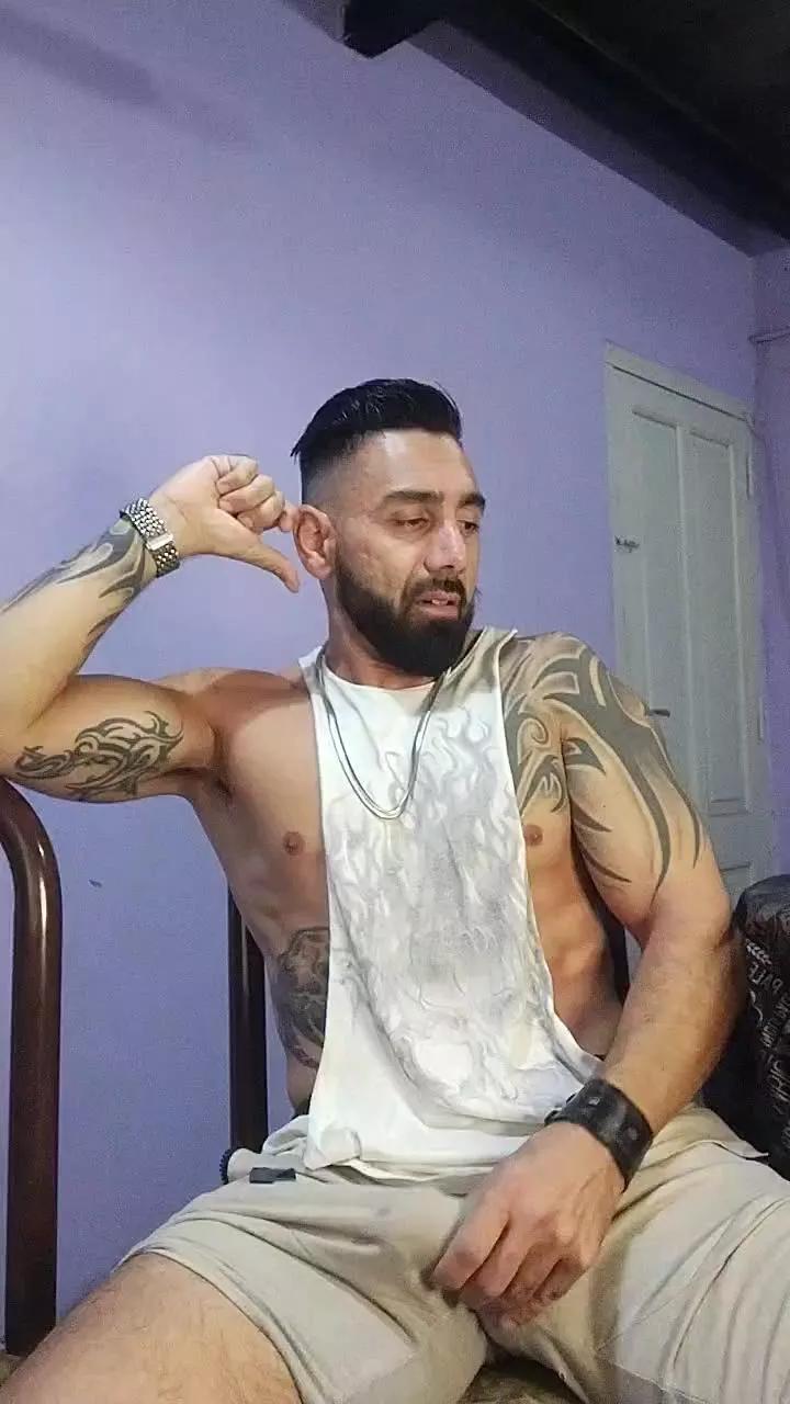 Xavier_82 on Cam4 