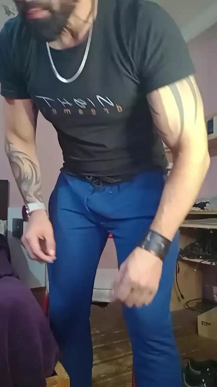 Xavier_82 on Cam4 