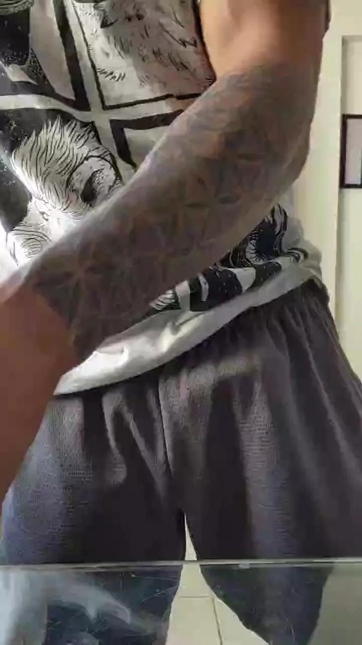 xxMorenosexx on Cam4 
