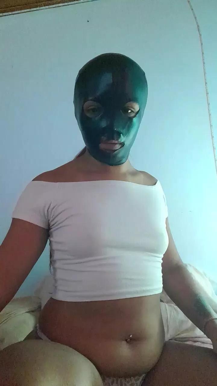 xxxcubana3 on Cam4 