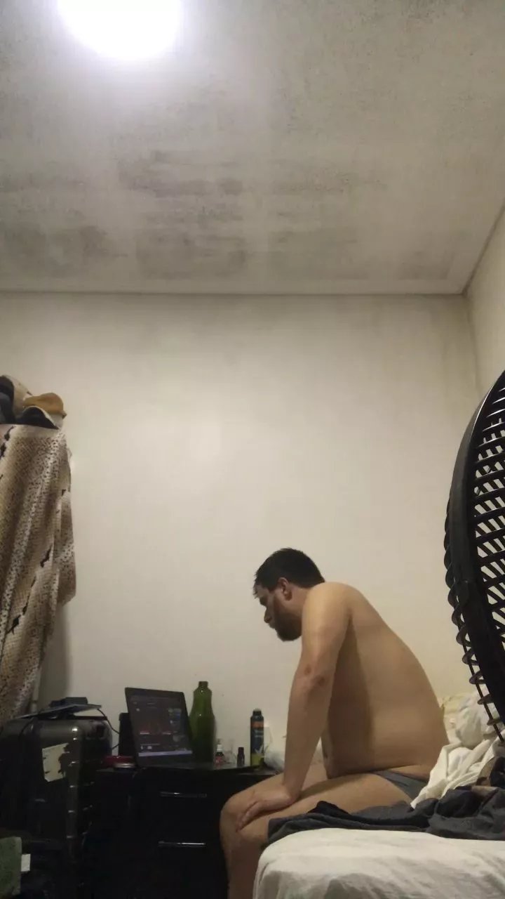 Offline Yagow on Cam4