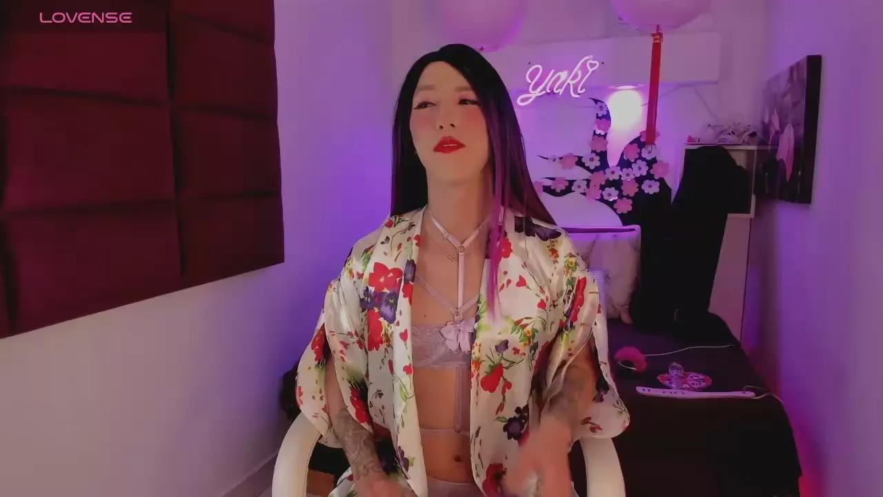 YakiTai on Cam4 