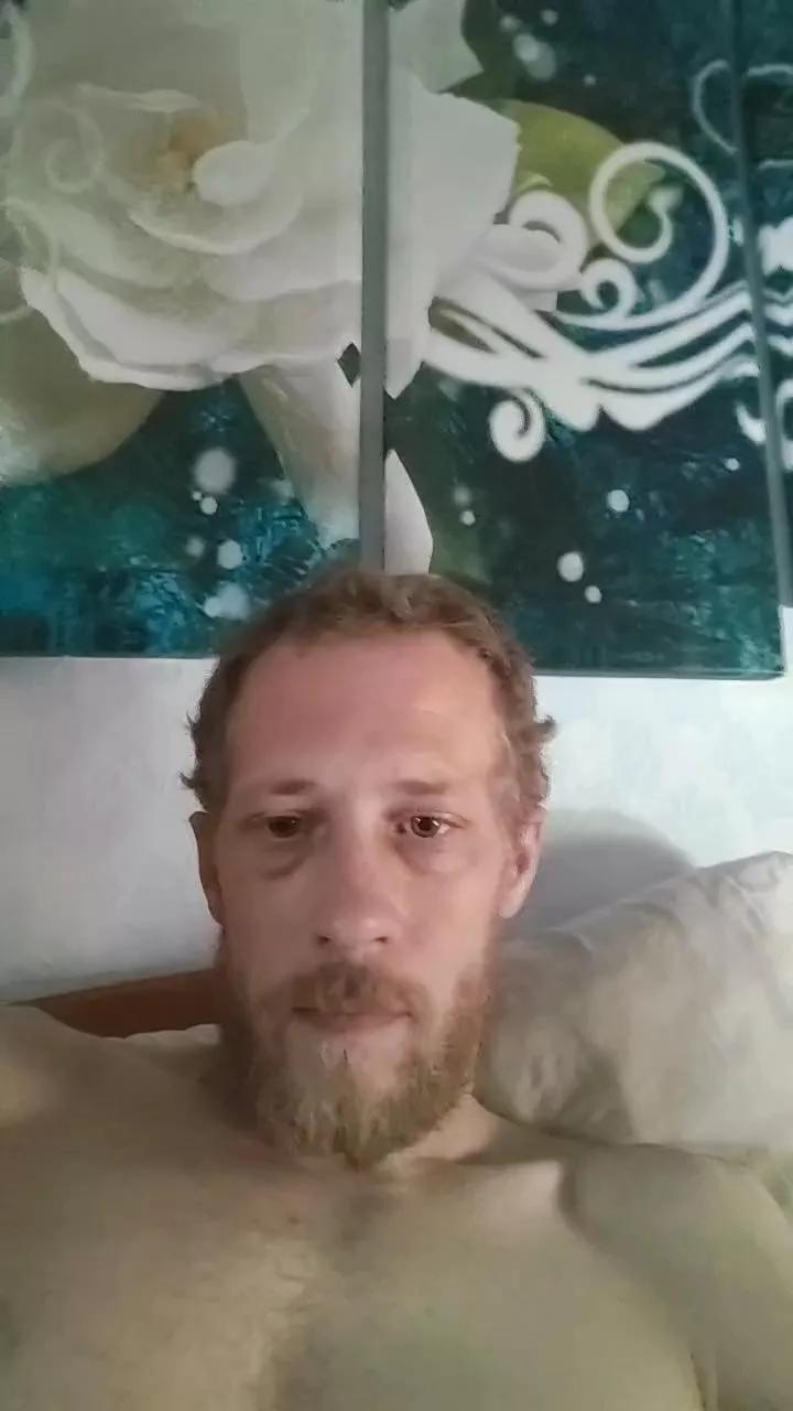 Yeaah on Cam4 