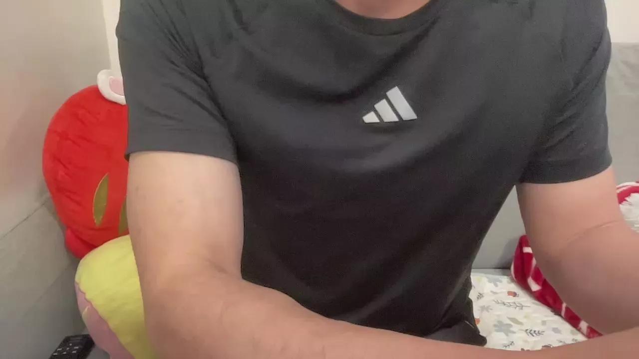 z00389081 on Cam4 
