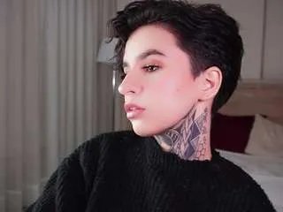 Freechat alicee-love on CamSoda