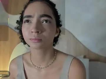 adelineevanss on Chaturbate