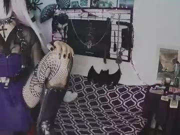 alchemymistic on Chaturbate 