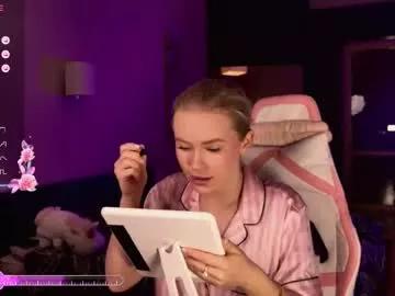 aleksalore on Chaturbate 