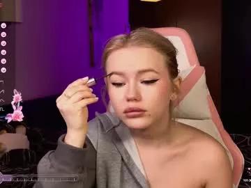 aleksalore on Chaturbate 