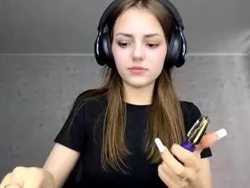 Try Alfrediamordino, she wants to masturbate for you alfrediamordino from Chaturbate