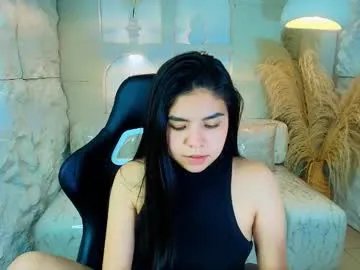 ambarina_r on Chaturbate 