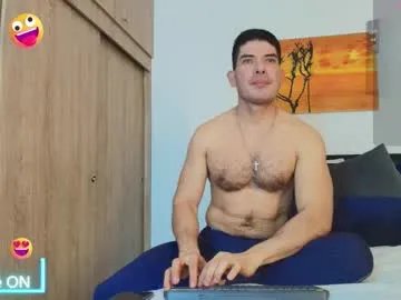andrewstelee on Chaturbate