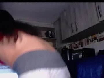 annie_rosse1017 on Chaturbate 