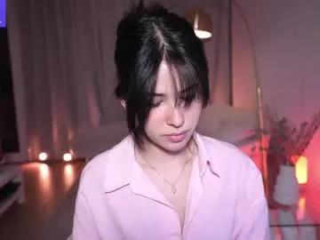 anniehillofficial_ from Chaturbate