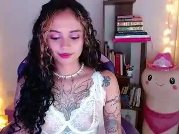 bluee_v from Chaturbate