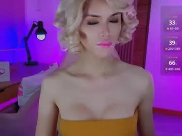 Cute Brionatop wants you to fuck zir body now brionatop from Chaturbate