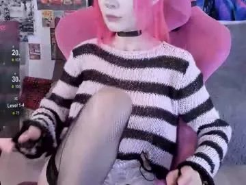 broodmommyy3 on Chaturbate