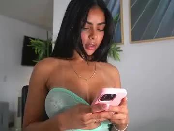 canelasungirl on Chaturbate