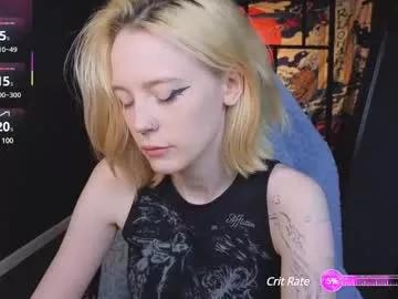 crackling_tati on Chaturbate
