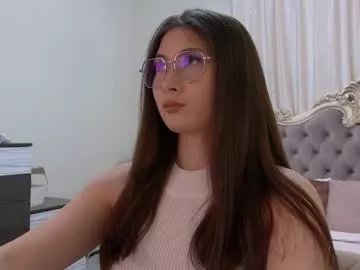 Freechat danabatler on Chaturbate