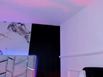 Discover Daniphoenixx, she wants to masturbate for you daniphoenixx from Chaturbate