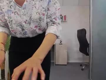 ellamilf on Chaturbate 