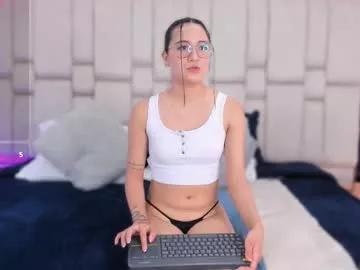 emmabeel on Chaturbate 