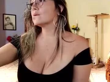 Freechat emmahenderson on Chaturbate