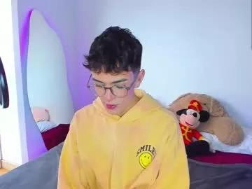 erisleon on Chaturbate