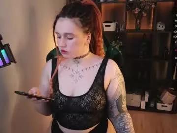 Freechat evaredmooon on Chaturbate