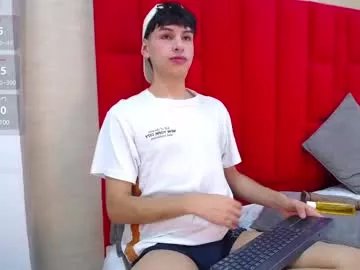 Freechat ezra_storm on Chaturbate