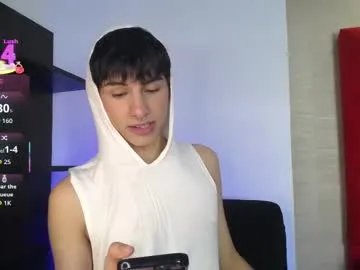 Freechat ezra_storm on Chaturbate