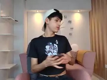Freechat ezra_storm on Chaturbate