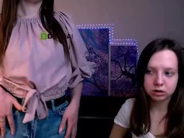 flora_ri on Chaturbate