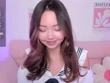 Freechat fluffy_rose on Chaturbate