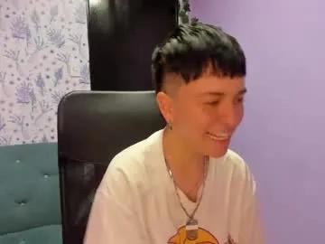 Discover Hothannah_, she wants to masturbate for you hothannah_ from Chaturbate