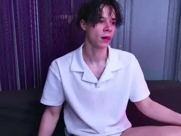 hugebangins_ on Chaturbate 