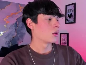 isaac_kurtt from Chaturbate