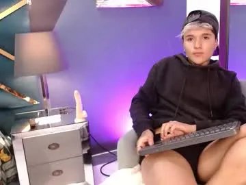 jaxwolf_ — Welcome to my room! Have you ever tried a like me? You won't regret it - Goal: Play with my dildo [381 tokens left]  #bigclit #trans #tomboy #c2c #new