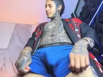 jaxxxonherd on Chaturbate 