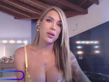 jhenna_greey on Chaturbate