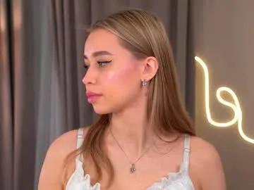 Watch Jjennnyy, she wants to masturbate for you jjennnyy from Chaturbate