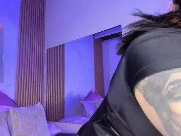 juicy_led_ from Chaturbate